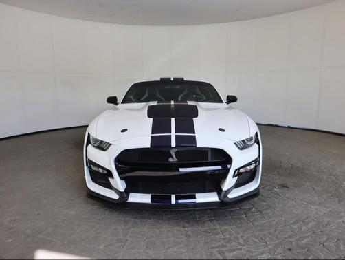 2020 Ford Shelby GT500 Base