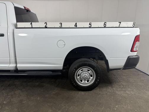Bright White Clearcoat 2024 RAM 2500 Tradesman 4x4 Crew Cab 8' Box