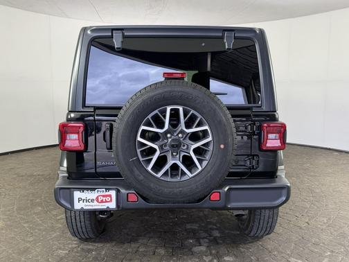 2025 Jeep Wrangler Sahara 4 Door 4x4