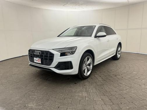 2023 Audi Q8 55 Premium