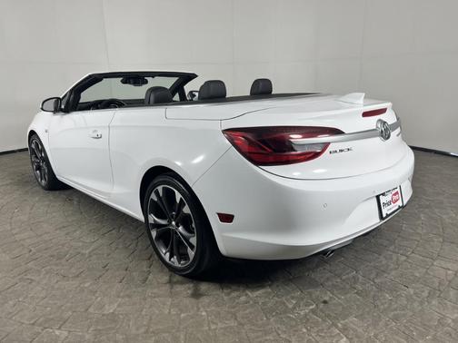 Photo 5 of 18 of 2016 Buick Cascada Premium