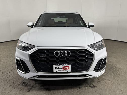 2024 Audi Q5 55 S line Premium Plus