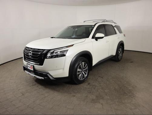 2024 Nissan Pathfinder SL FWD