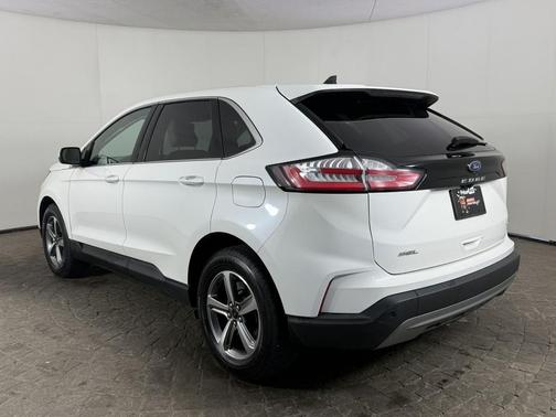 Star White Metallic Tri-Coat 2024 Ford Edge SEL
