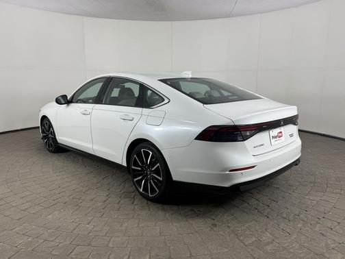 Platinum White Pearl 2024 Honda Accord Hybrid Touring