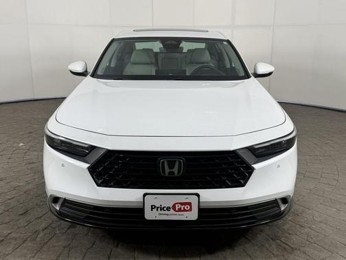 Platinum White Pearl 2024 Honda Accord Hybrid Touring
