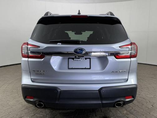 Ice Silver Metallic 2025 Subaru Ascent Premium 7-Passenger