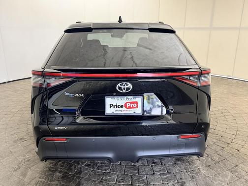 2024 Toyota bZ4X XLE