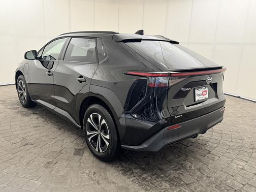 2024 Toyota bZ4X XLE