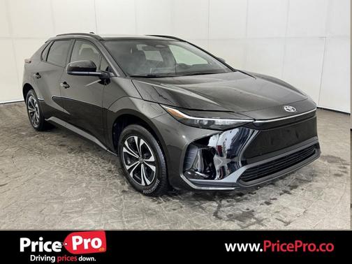 2024 Toyota bZ4X XLE