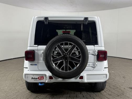 Bright White Clearcoat 2023 Jeep Wrangler 4xe Sahara High Altitude