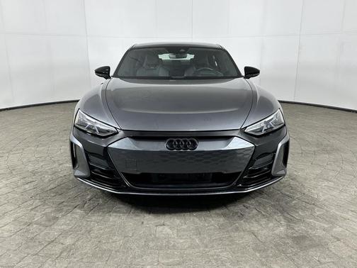 2024 Audi RS e-tron GT quattro