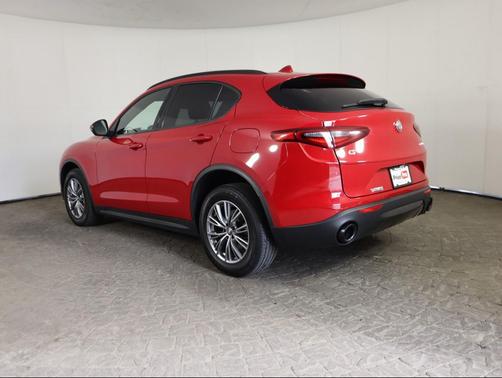 2022 Alfa Romeo Stelvio Sprint