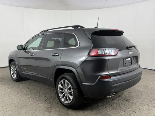 Granite Crystal Metallic Clearcoat 2022 Jeep Cherokee Latitude Lux