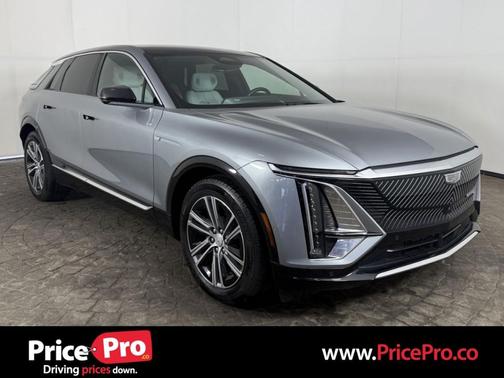 Argent Silver Metallic 2024 Cadillac LYRIQ Luxury