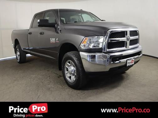 2018 RAM 3500 Tradesman Crew Cab 4x4 8' Box
