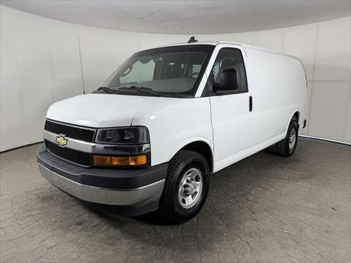 2022 Chevrolet Express 2500 RWD 2500 Regular Wheelbase WT