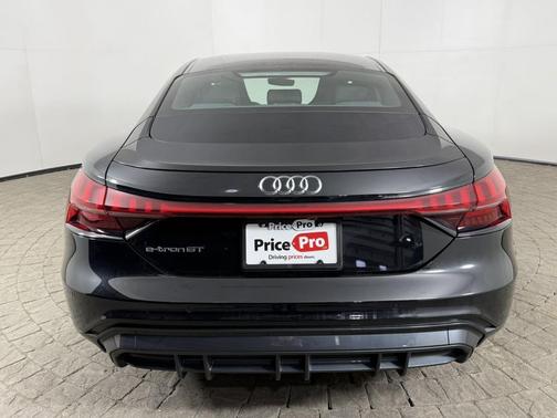 2024 Audi e-tron GT Premium Plus AWD