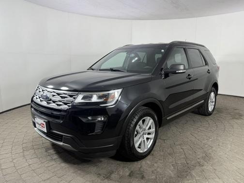 Agate Black Metallic 2019 Ford Explorer XLT 4WD