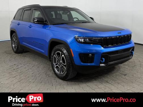 2023 Jeep Grand Cherokee 4xe Trailhawk