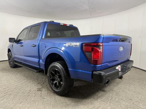 2024 Ford F-150 STX 4WD w/Black Appearance SuperCrew 5.5' Box