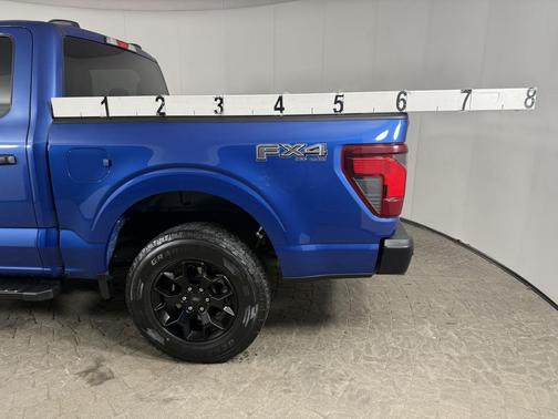 2024 Ford F-150 STX 4WD w/Black Appearance SuperCrew 5.5' Box