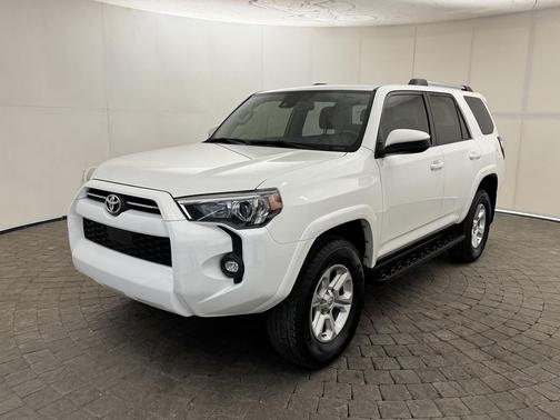 2022 Toyota 4Runner SR5