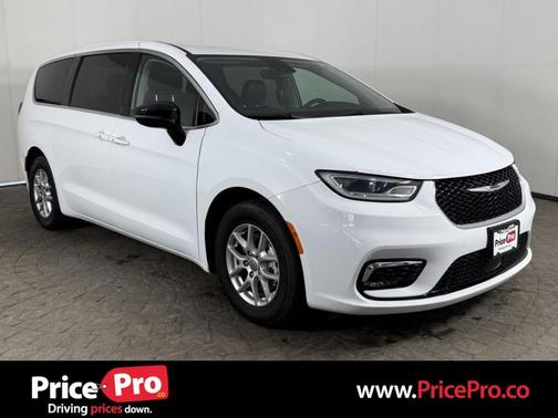 Bright White Clearcoat 2024 Chrysler Pacifica Touring L