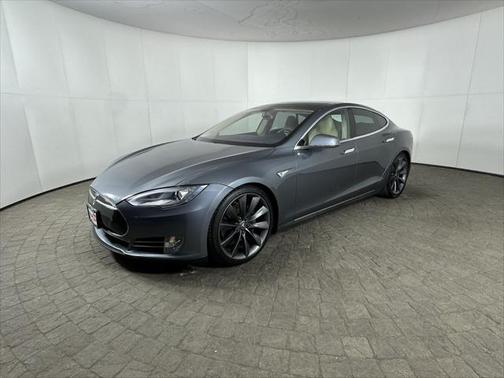 2013 Tesla Model S Performance