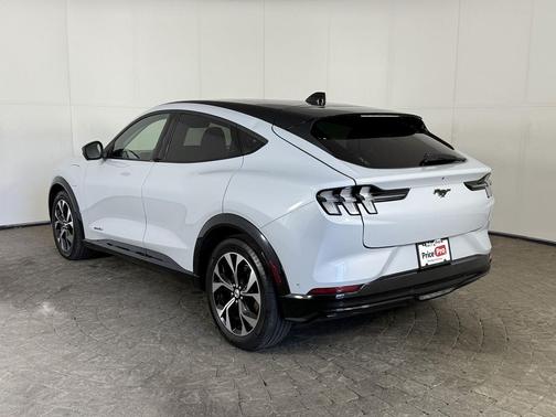 2022 Ford Mustang Mach-E Premium