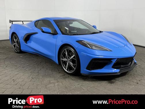 2022 Chevrolet Corvette Stingray w/2LT