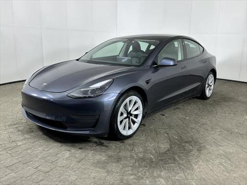 2022 Tesla Model 3 Standard Range
