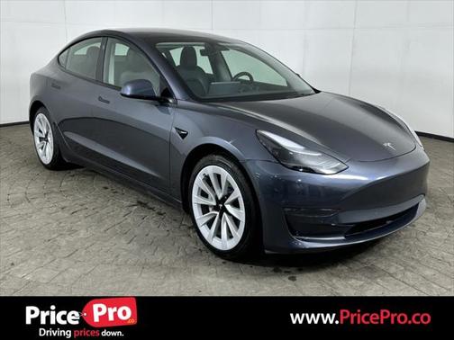 2022 Tesla Model 3 Standard Range