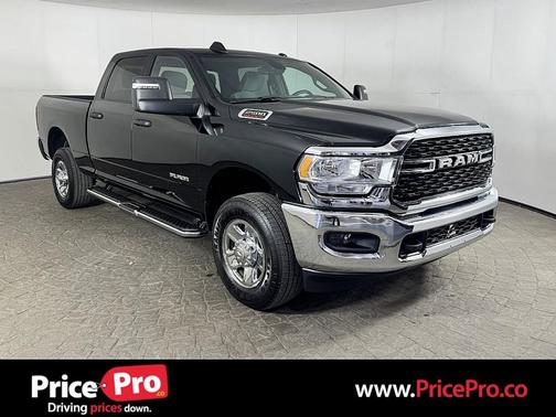 2024 RAM 2500 Big Horn Crew Cab 4x4 6'4' Box