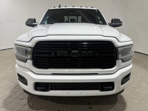 2020 RAM 3500 Night Edition 4x4 Mega Cab 6'4 Box