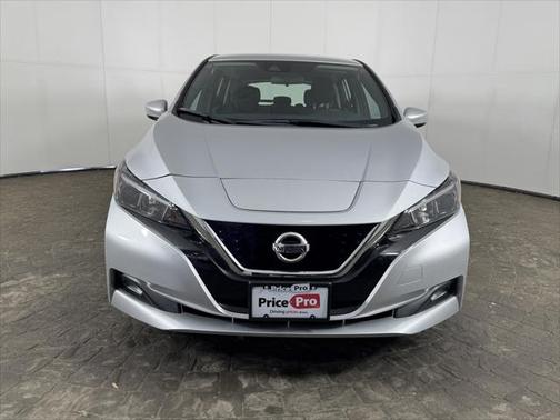 2022 Nissan Leaf SV 40 kWh