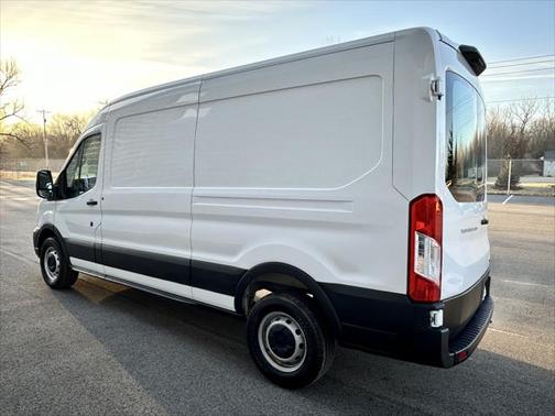 2021 Ford Transit-250 Base