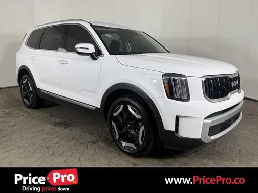 2025 Kia Telluride EX AWD w/2nd Row Captain Chairs