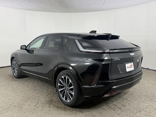 Stellar Black Metallic 2024 Cadillac LYRIQ Sport