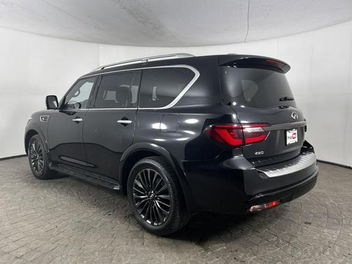 Mineral Black 2024 INFINITI QX80 PREMIUM SELECT AWD