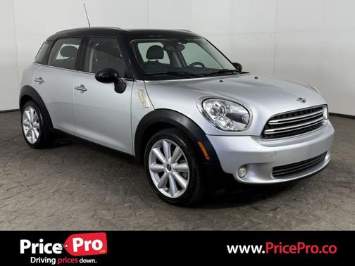 Crystal Silver Metallic 2016 MINI Countryman Cooper