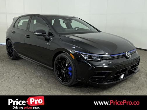 mythos black metallic 2026 Volkswagen Golf R 2.0T DSG