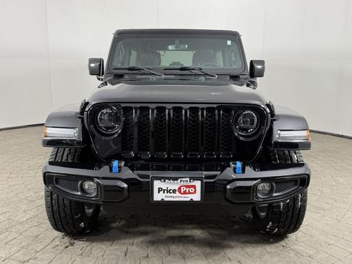 2023 Jeep Wrangler 4xe Sahara High Altitude