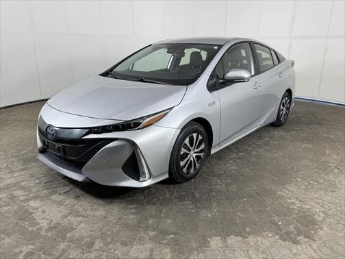 2022 Toyota Prius Prime XLE
