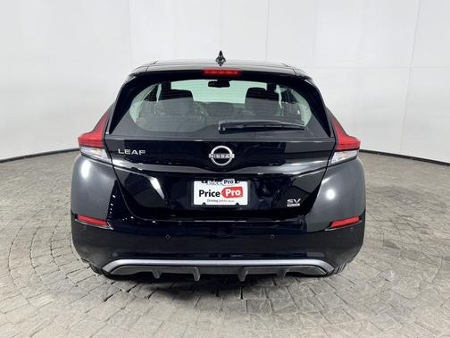 2025 Nissan Leaf SV PLUS