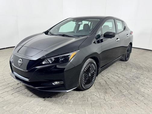 2025 Nissan Leaf SV PLUS