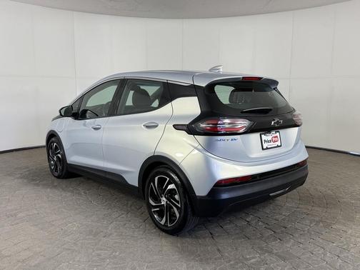 2022 Chevrolet Bolt EV FWD 2LT