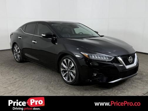 Super Black 2022 Nissan Maxima 3.5 Platinum