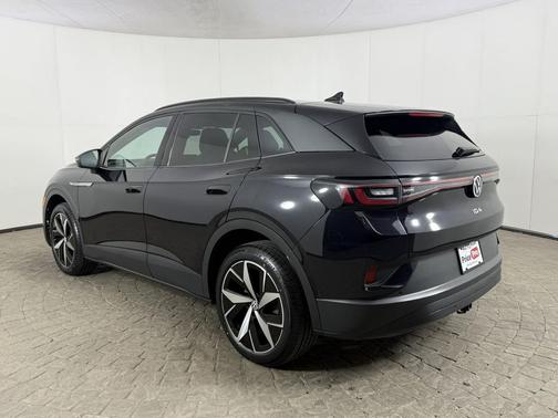 Deep Black Pearl 2023 Volkswagen ID.4 Pro S
