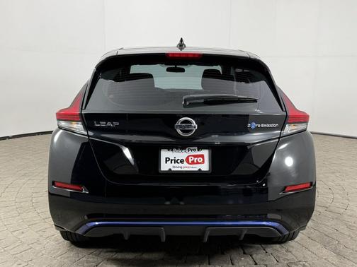 Super Black 2019 Nissan Leaf S